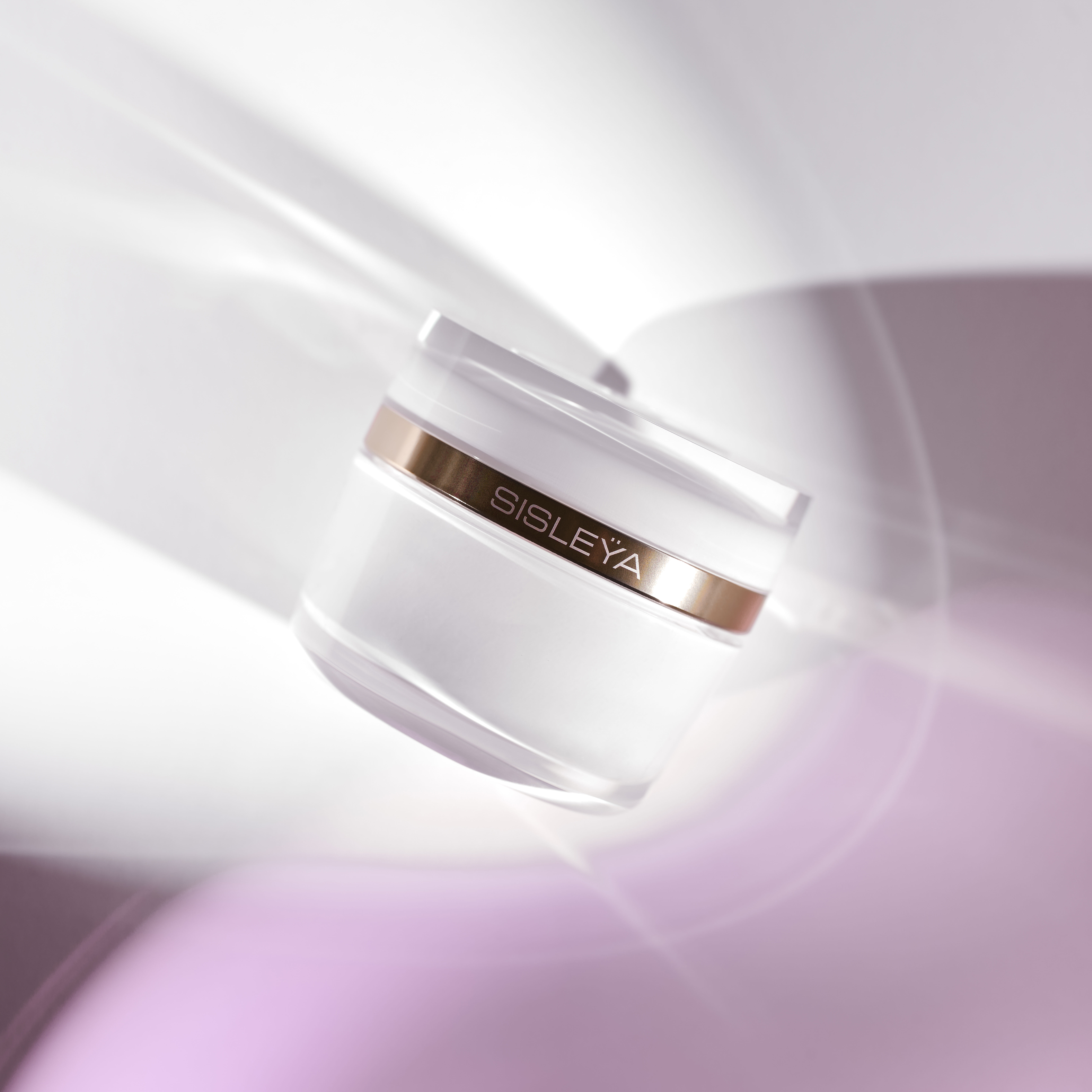 Gift Guide - Sisley Paris